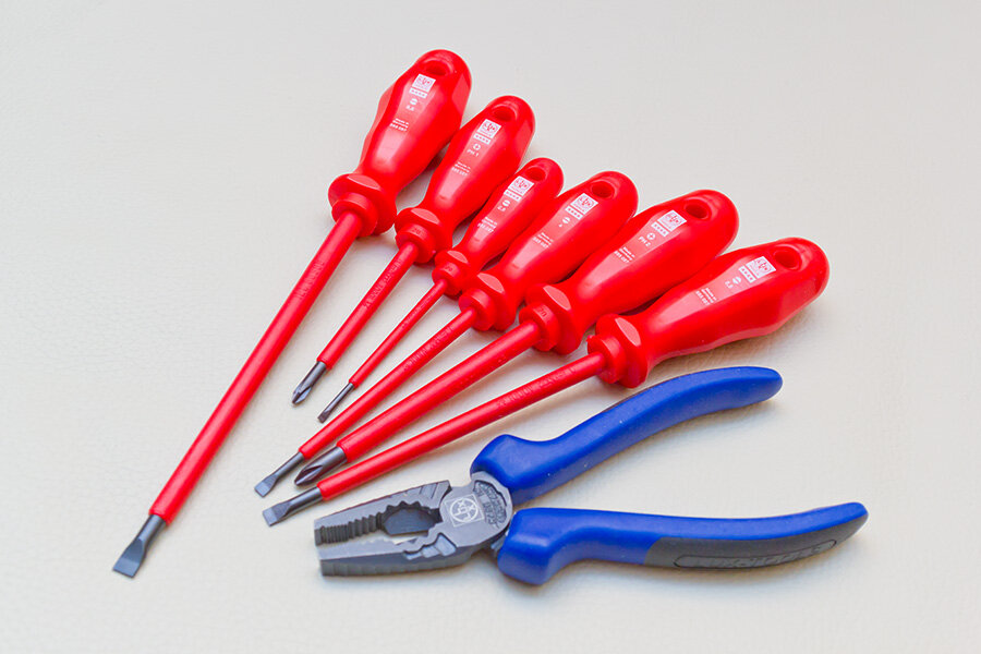 Инструменты из ОБИ. (Источник: фото автора)