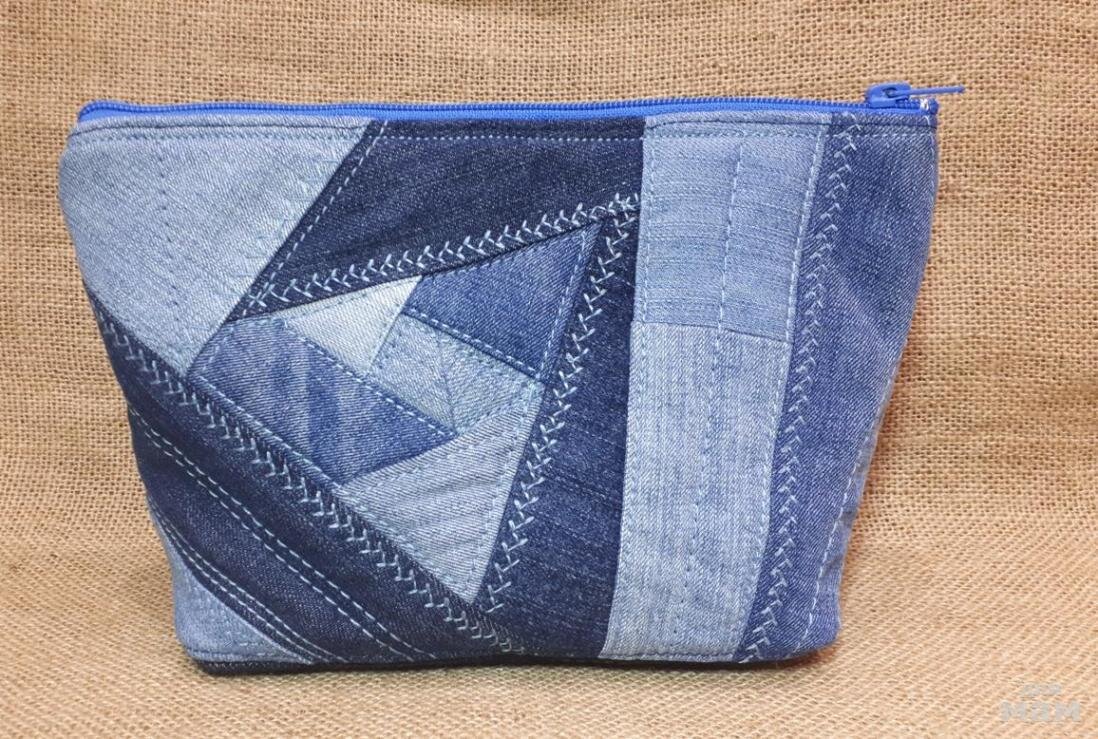 шьем косметичку из старых джинсов. косметичка из джинсовой ткани. хенд мейд из джинсов. косметичка из джинсов несложная. косметичка из старых джинсов.