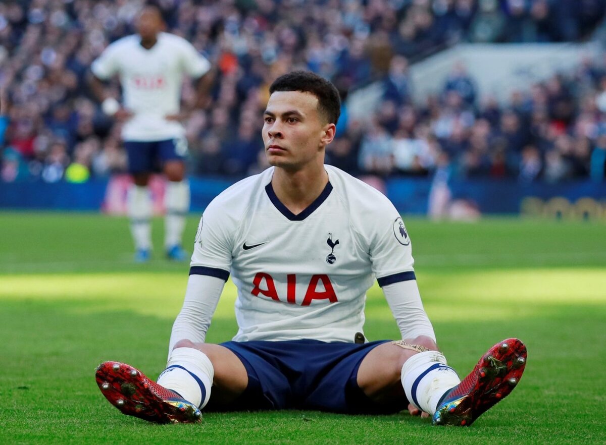 Алли. Delle Alli футболист. Тоттенхэм dele Alli. Дели Али 2020. Делли Алли 2021.