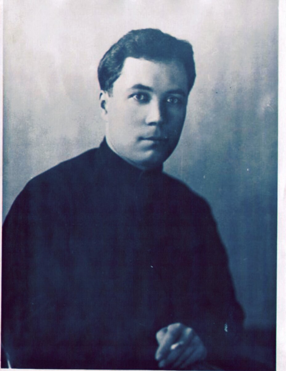 Александр Белобородов