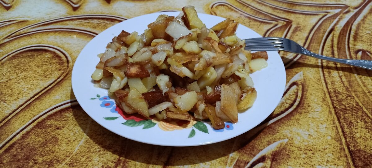 Жареная картошка: готовим вкусно и просто | internat-mednogorsk.ru | Дзен