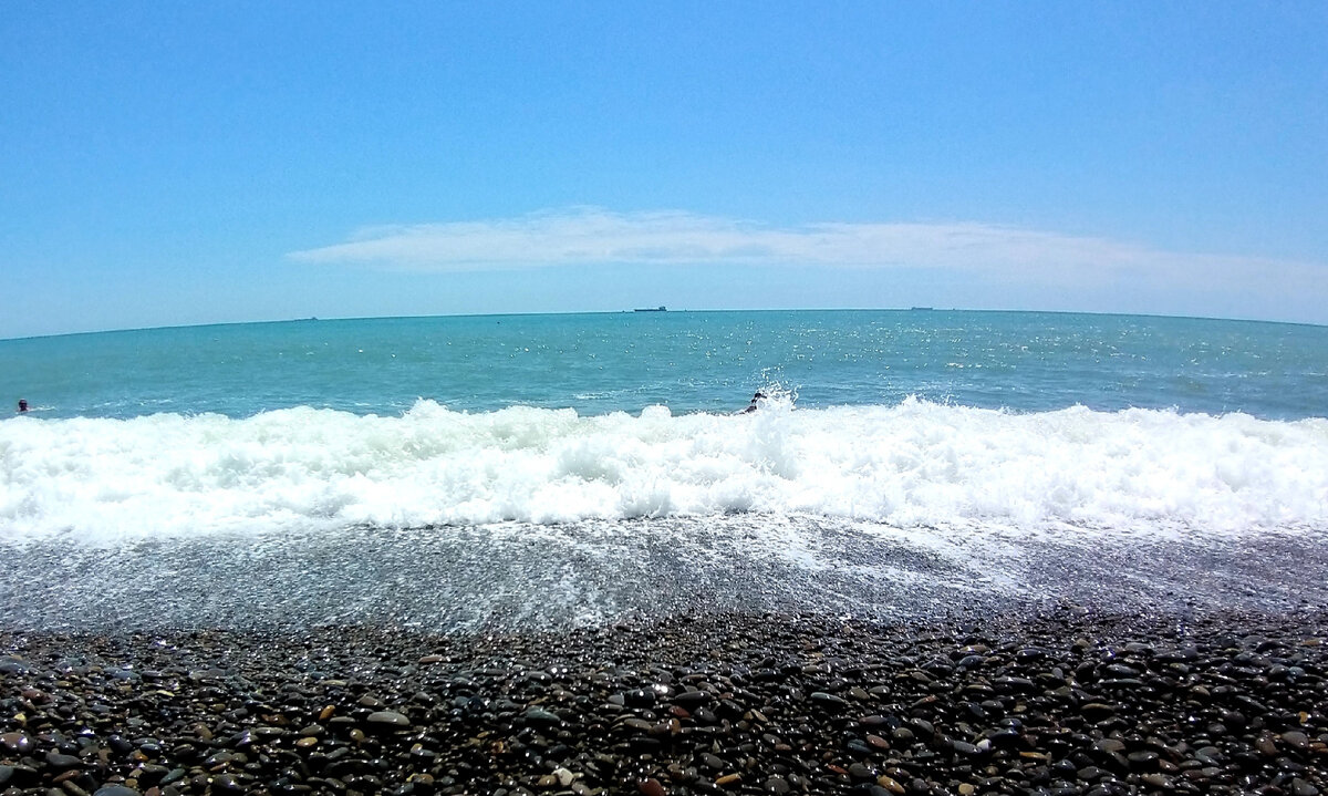 Черное море. Новороссийск, Широкая балка. Фото автора