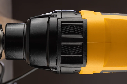 Ударная дрель. Кого она бьет и как поможет в ремонте?