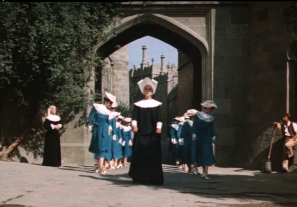 Кадр из кинофильма "Небесные ласточки", 1976 г., режиссер и сценарист Леонид Квинихидзе, композитор Виктор Лебедев (скриншот)