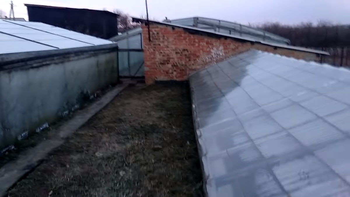 заглубленная теплица