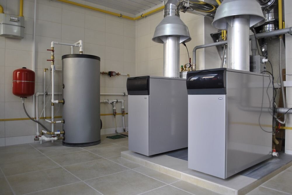 Система отопления закрытого типа на базе двух газовых котлов BAXI SLIM