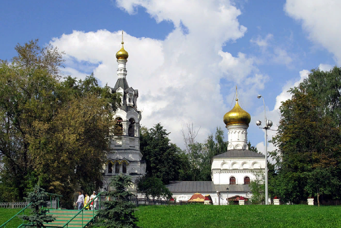 Илии пророка бутово. Церковь Ильи пророка в Москве Черкизовская. Храм Рождества Христова в Черкизове. Ильинский храм в Черкизове иконы