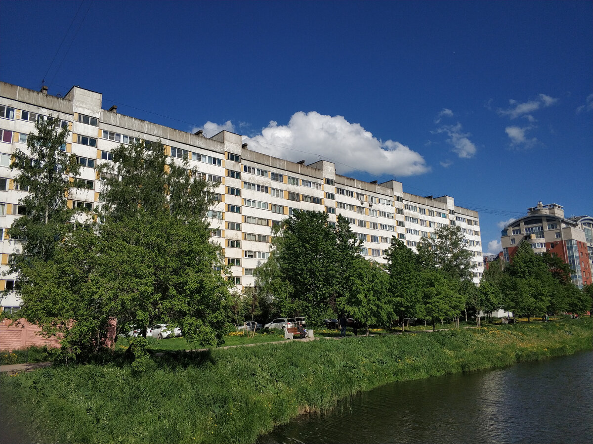 Санкт-Петербург  ул. Танкиста Хрустицкого дом 7. 