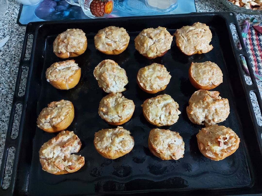 Яблоки с творогом запеченные в духовке