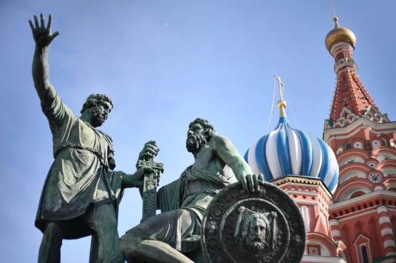 Памятник Минину и Пожарскому в Москве (иллюстрация из открытых источников)