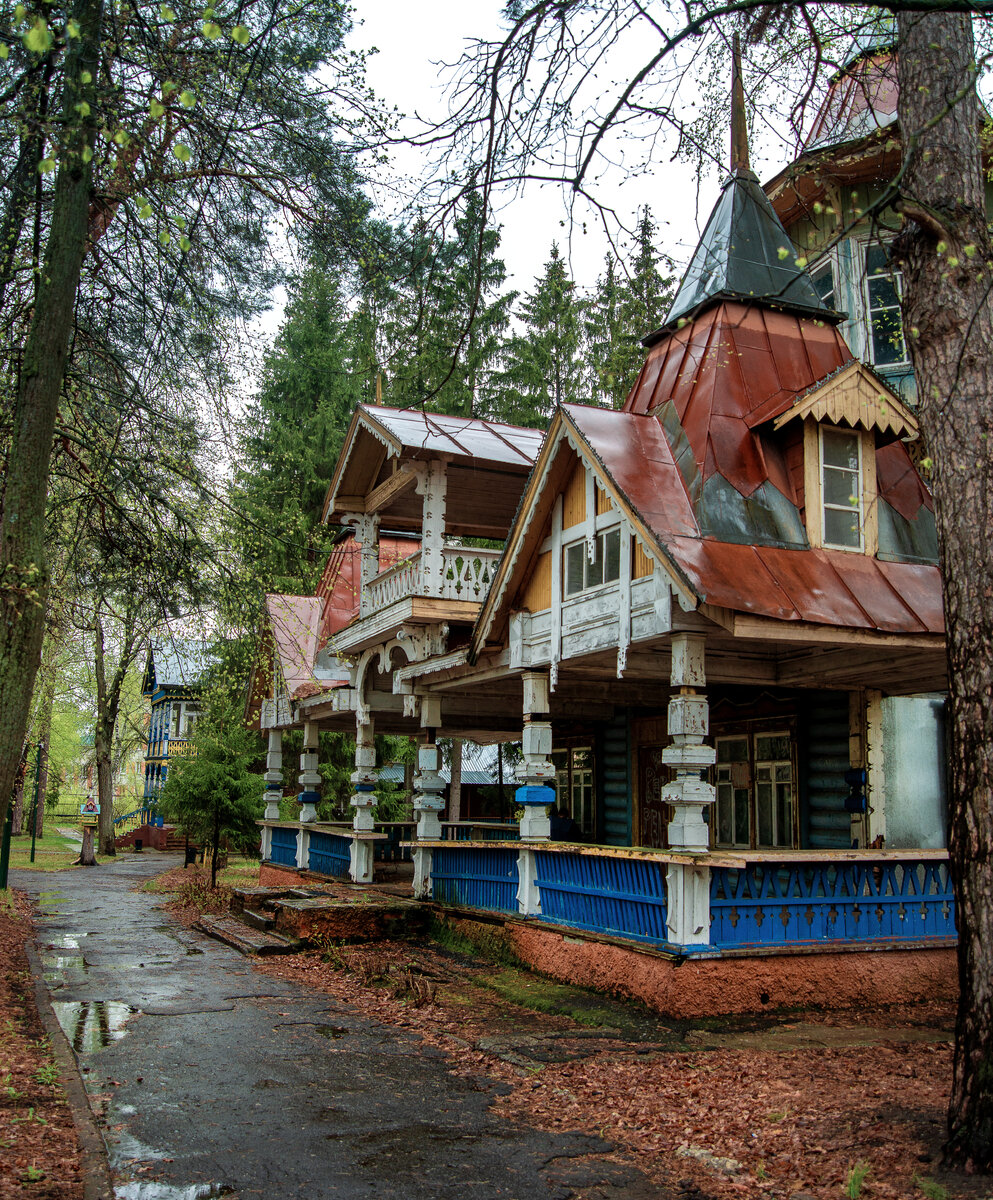 Ахунские терема