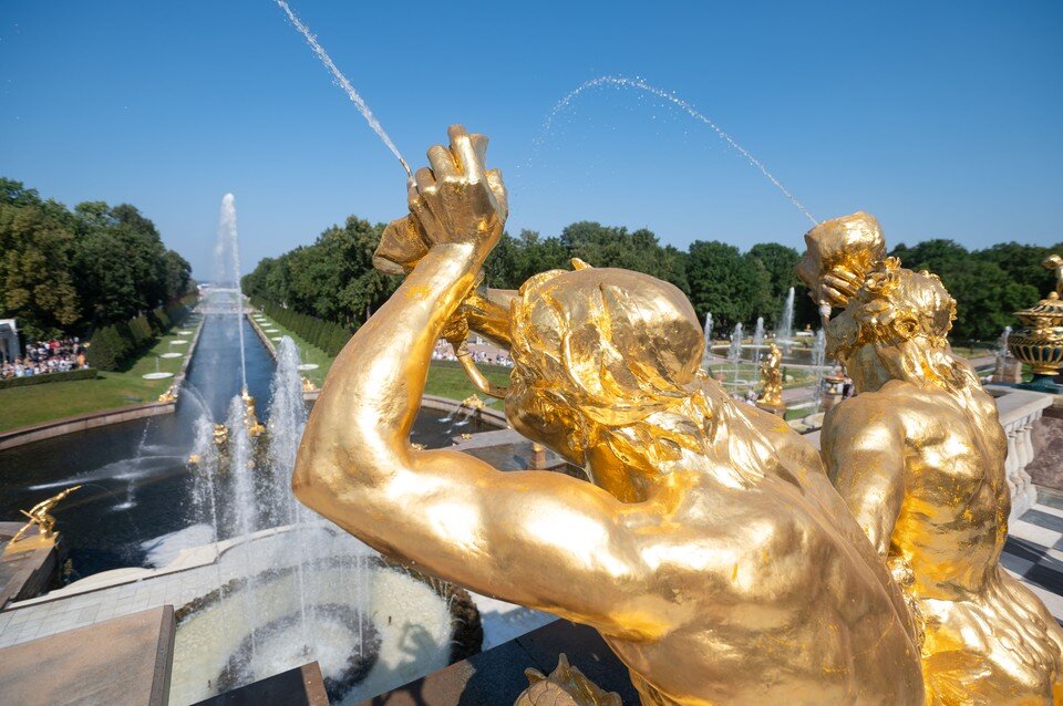     Осенний праздник фонтанов пройдет в Петергофе 23 и 24 сентября Юлия ПЫХАЛОВА