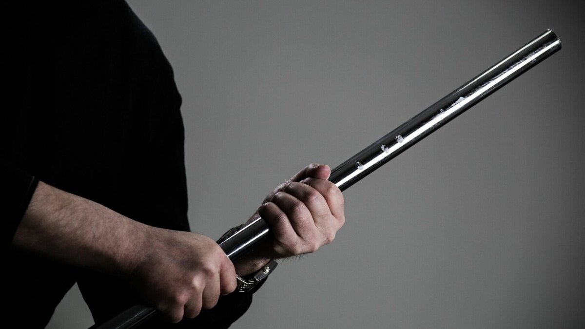     Мужчина устроил дебош в больнице Нижнего Новгорода. Из медицинского учреждения его увезли в отделение полиции, сообщили в пресс-службе управления Росгвардии по региону.