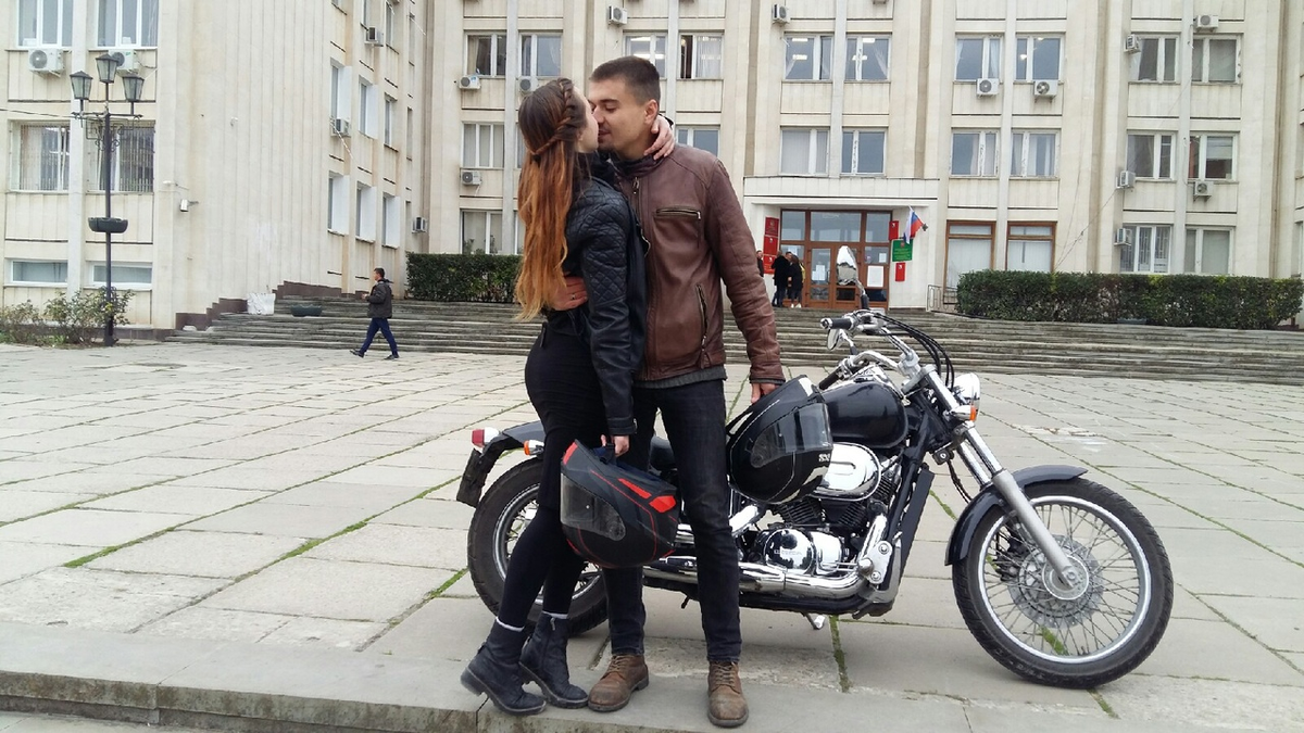 3 года назад женились в Севастополе