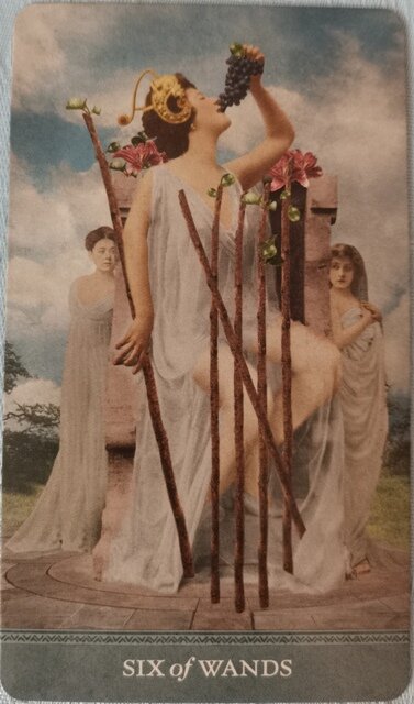 Таро "Хранители снов". Фто автора.