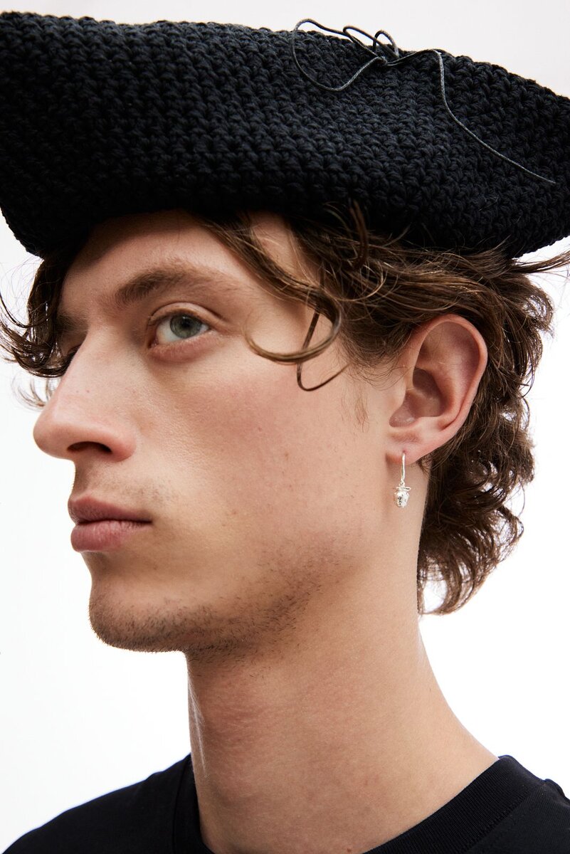    Avgvst представил коллекцию с ювелиром и художником Александром Карпинским (фото 3)