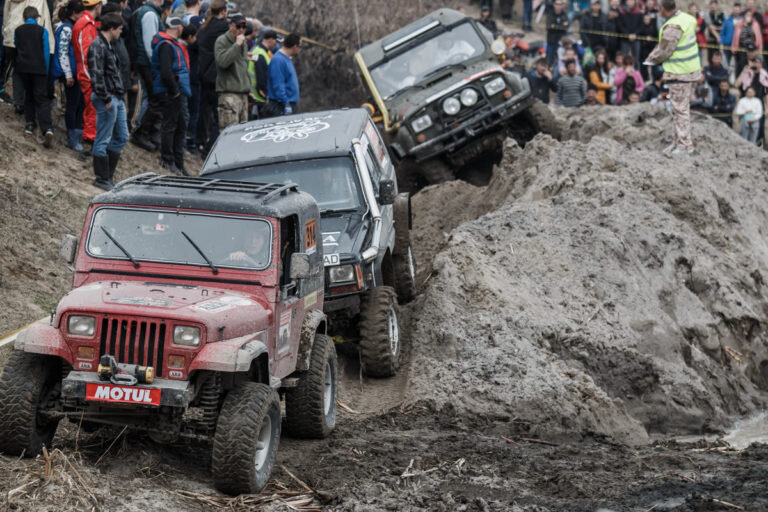 Автогонки по бездорожью