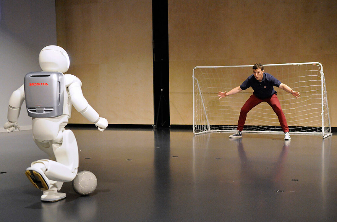 Модель движения роботов. Робот ASIMO. Робот ASIMO Honda. Робот андроид АСИМО. ASIMO 2000