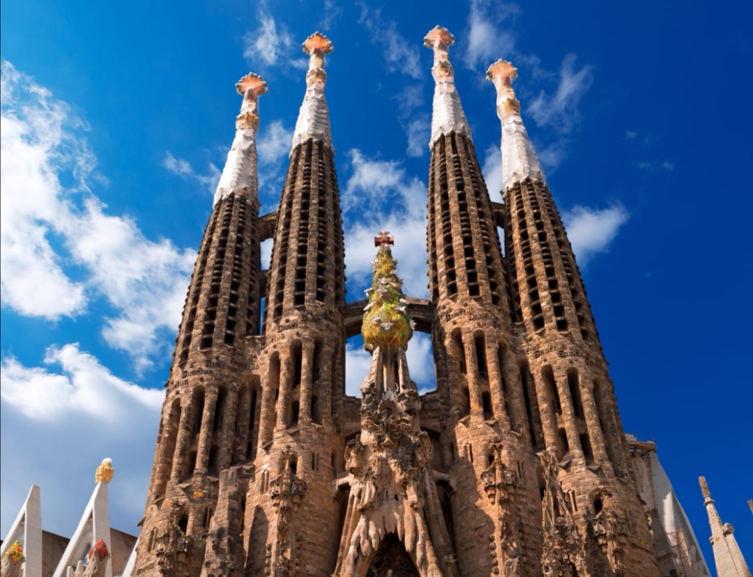 Главное детище Антонио Гауди - Саграда Фамилия. 