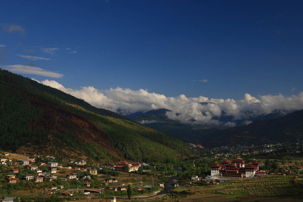 Как я неожиданно для себя, согласился на очень дорогое (250$ за сутки) путешествие в две недели по королевству Бутан.