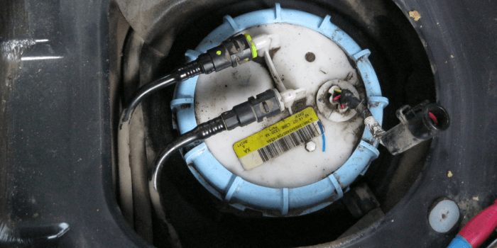 На автомобиле Ford Focus 2: руководство по замене топливного насоса