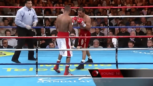 Не случайный удар. Castillo VS Corrales