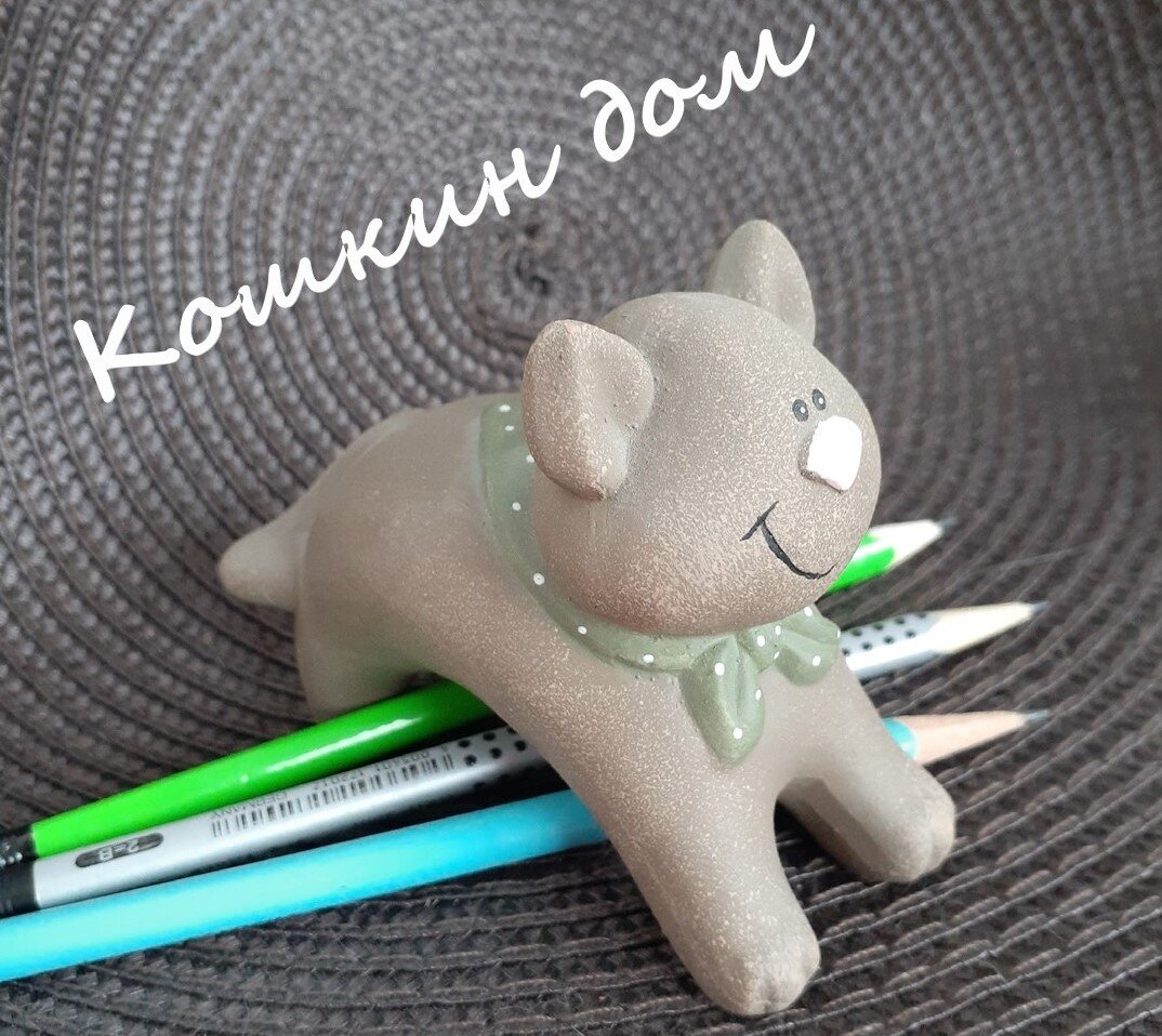 Кот-художник (фото автора)