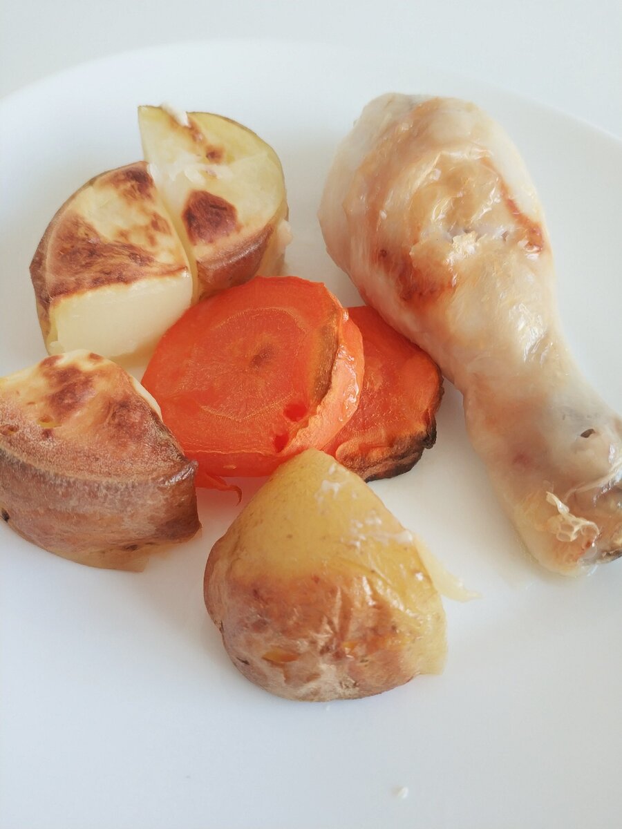 Курочка с овощами в духовке