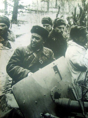 Фото Яндекс Картинки. Комбриг Зыгин А.И. 