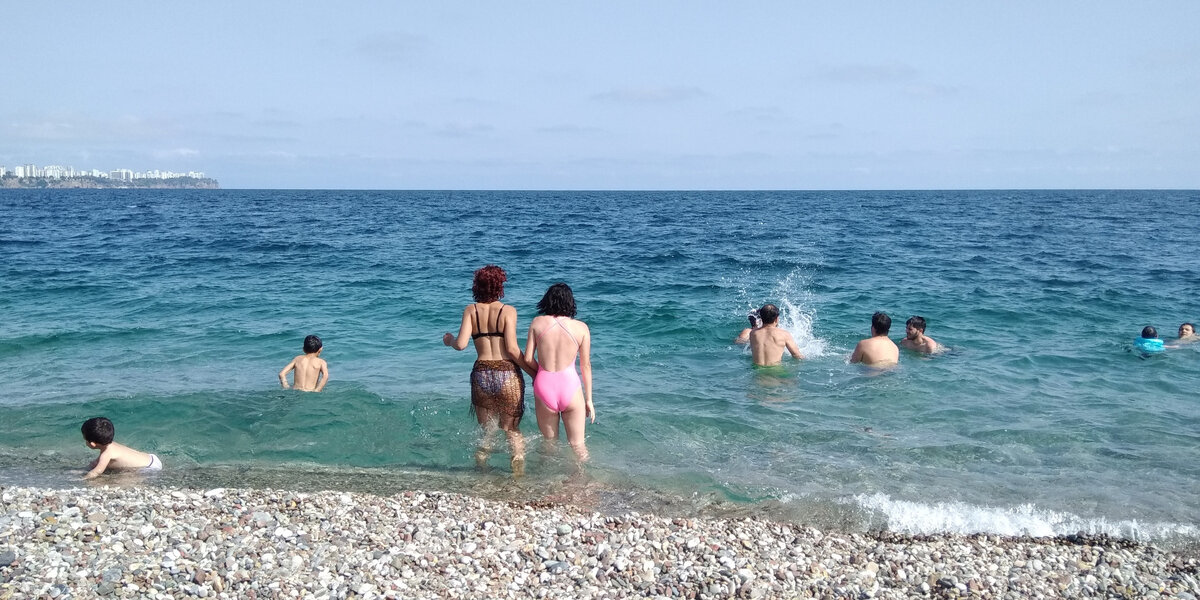 Море в эти выходные будет доступно только для туристов! По крайней мере, в определенные часы