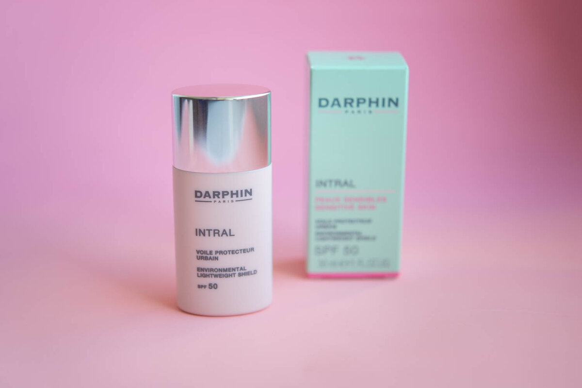 Darphin Intral Enviromental Lightweight Shield SPF 50