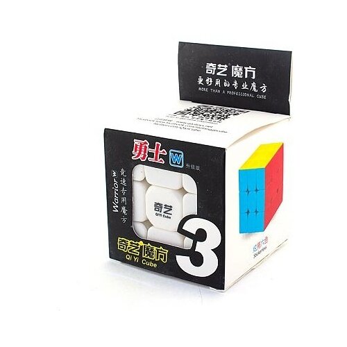 Кубик из цветного пластика