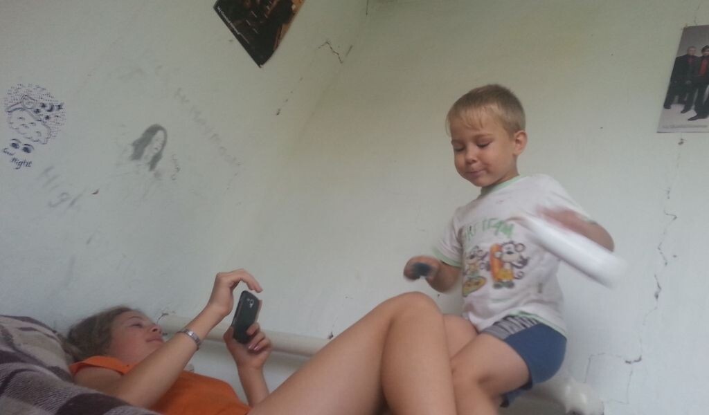 Дети после переезда в дом