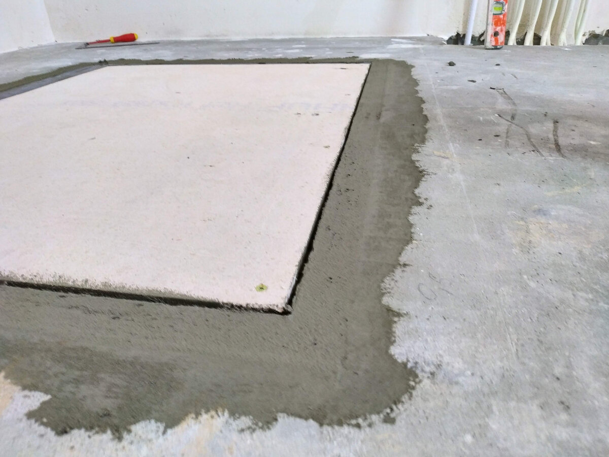 Установка 👉напольного люка «невидимка» под плитку | 56 КВАДРАТОВ ...