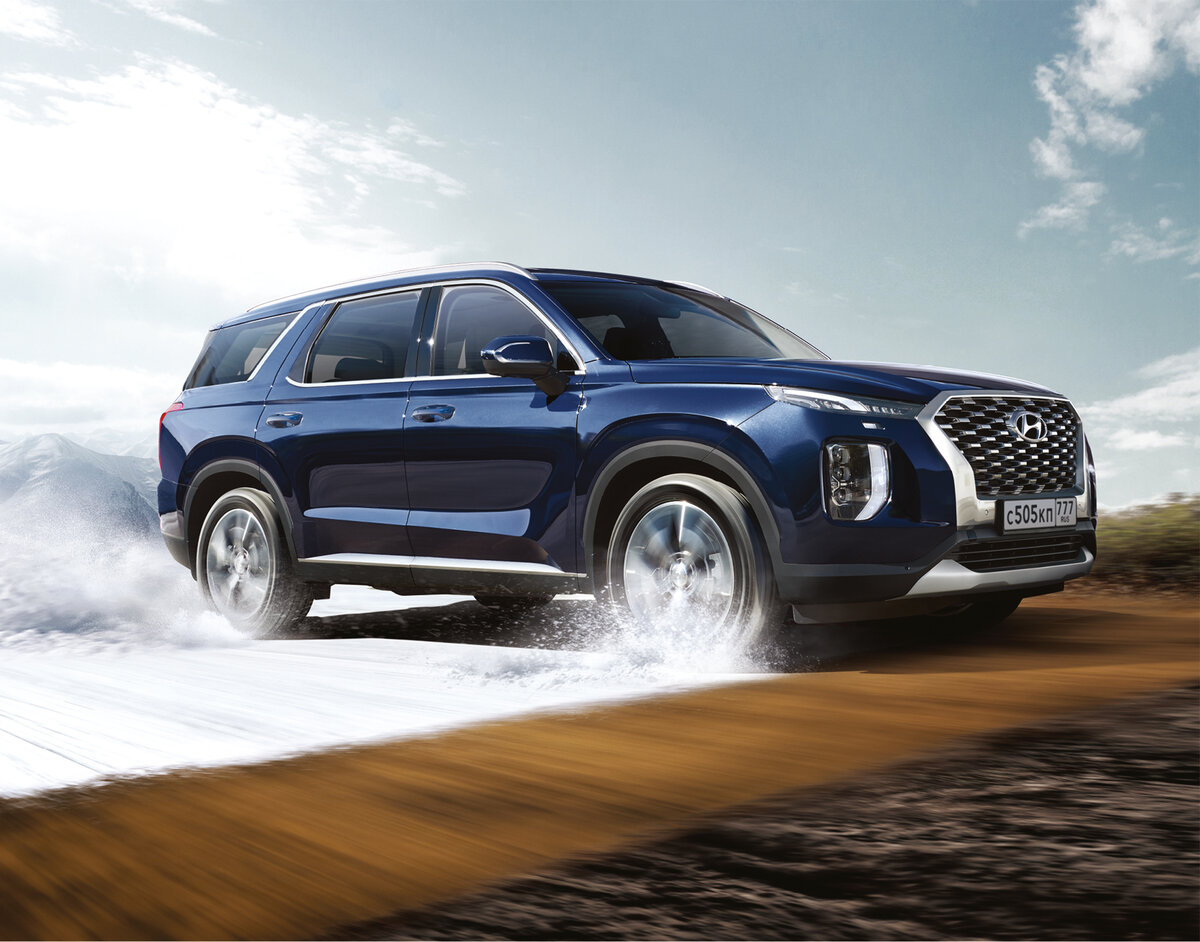 Это флагман SUV-линейки Hyundai и один из самых технологичных автомобилей в своем классе. Hyundai Palisade доступен в комплектациях Lifestyle, Prestige, High-Tech и в специальном исполнении COSMOS. 