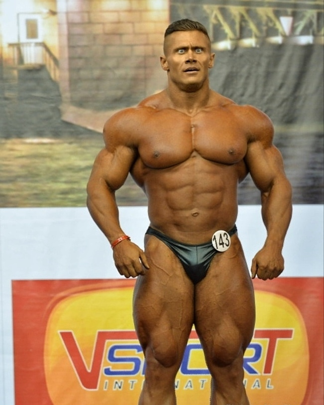 Денис бодибилдер