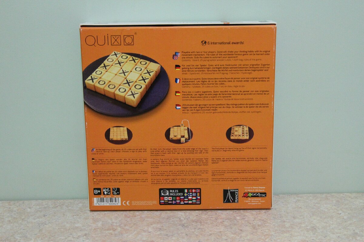 Упаковка игры Квиксо