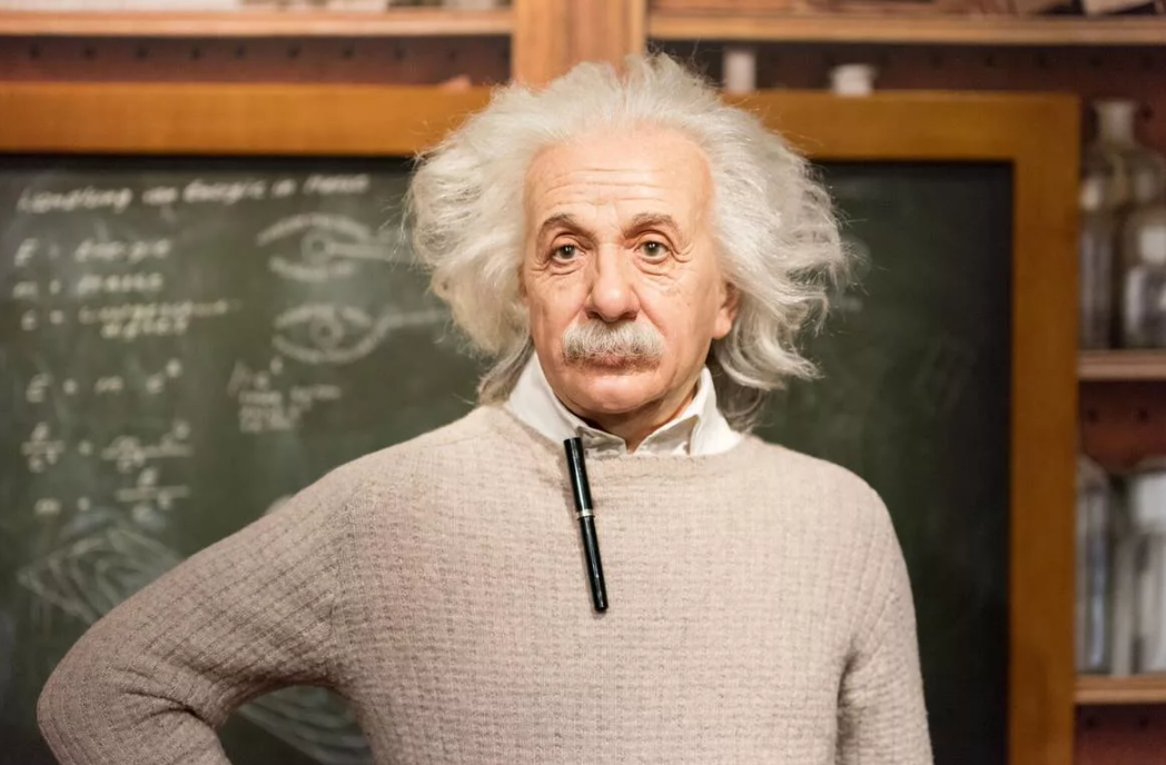 Альберт Эйнштейн