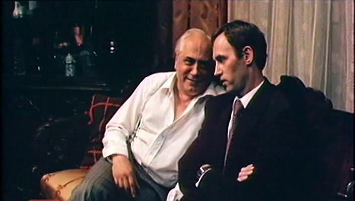 Кадр из фильма "Дублер начинает действовать" взят для иллюстрации из Яндекс Картинки. 