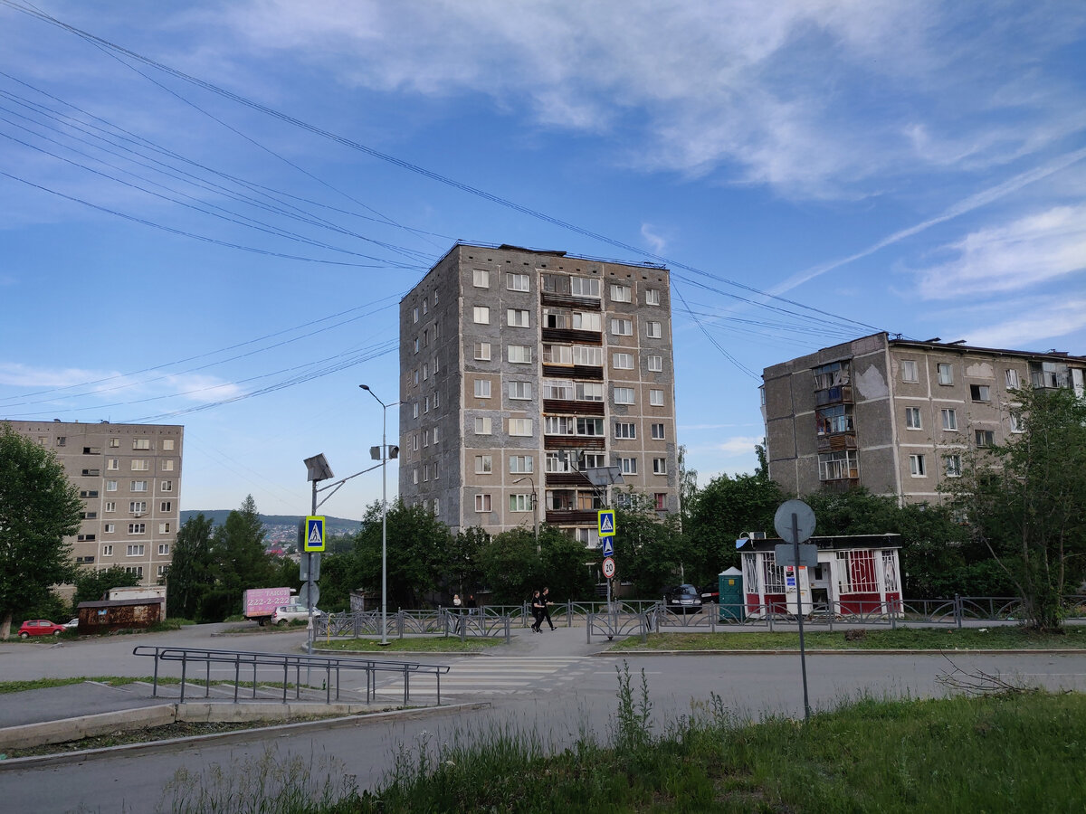 Первоуральск улица школьная 2 кв 4. Емлина 2. Герцена 7 первоуральск. Первоуральск, ул. Данилова 9 первоуральск.