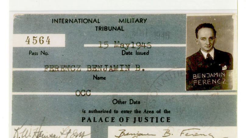 Пропуск Ференца в здание суда, где проходил Нюрнбергский процесс© benferencz.org