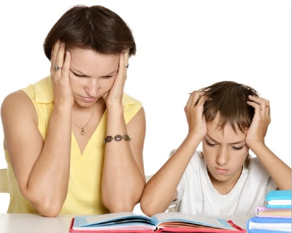 Родив ребенка, многие родители забывают о себе, о своих хобби и развлечениях, растворяясь в заботах и проблемах воспитания подрастающего поколения. Однако, к ним регулярно приходят мысли о правильности и искренности такого состояния. Поговорим об этом.