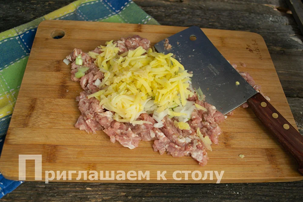 Беляши с мясом на сковороде - пошаговый рецепт с фото на спогрт.рф