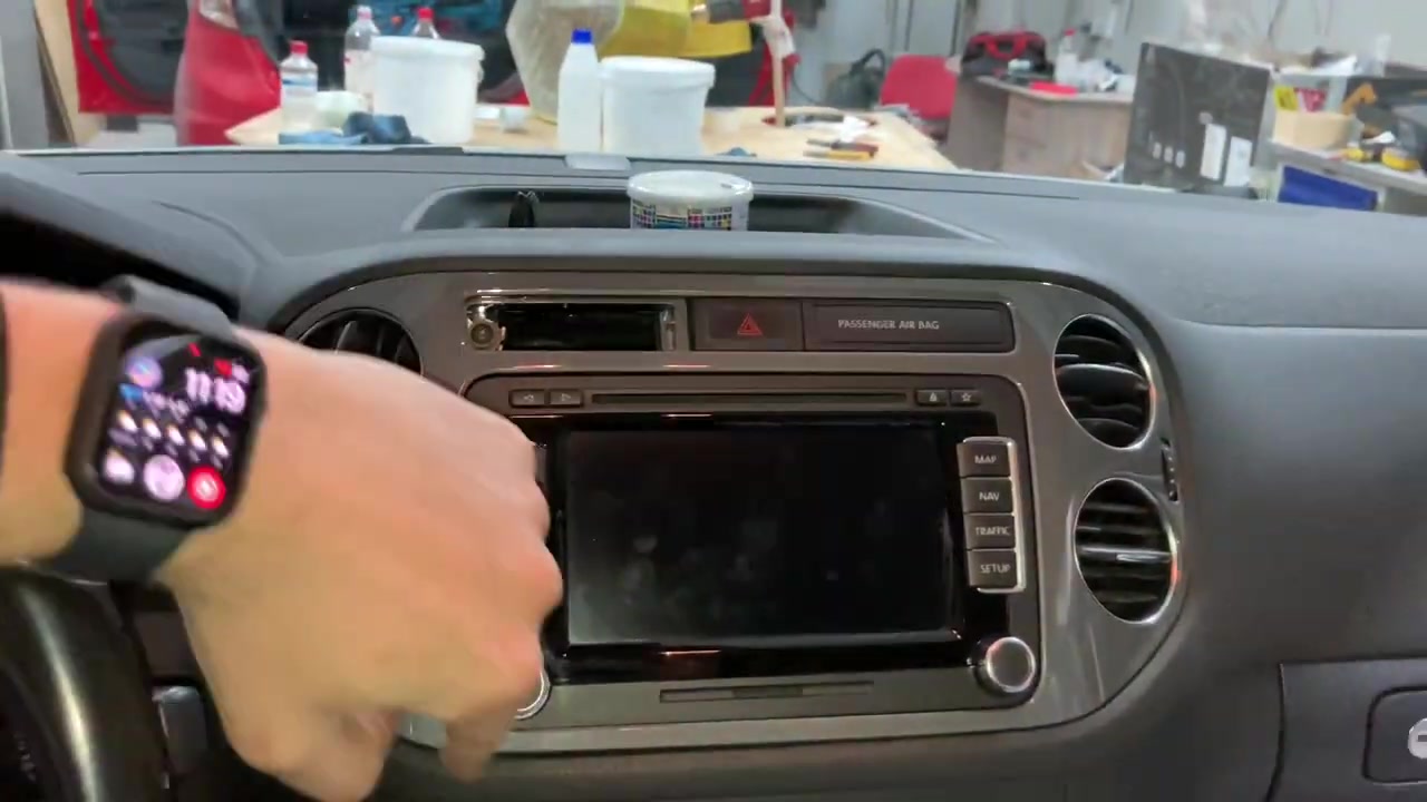 Снятие магнитолы тигуан 1 LkbAuto.ru