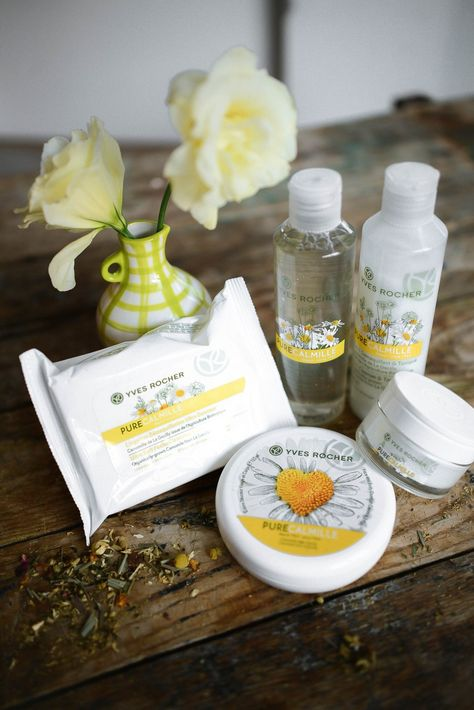 Обожаю косметические средства Ив Роше. Даже в деревне не смогла от них отказаться