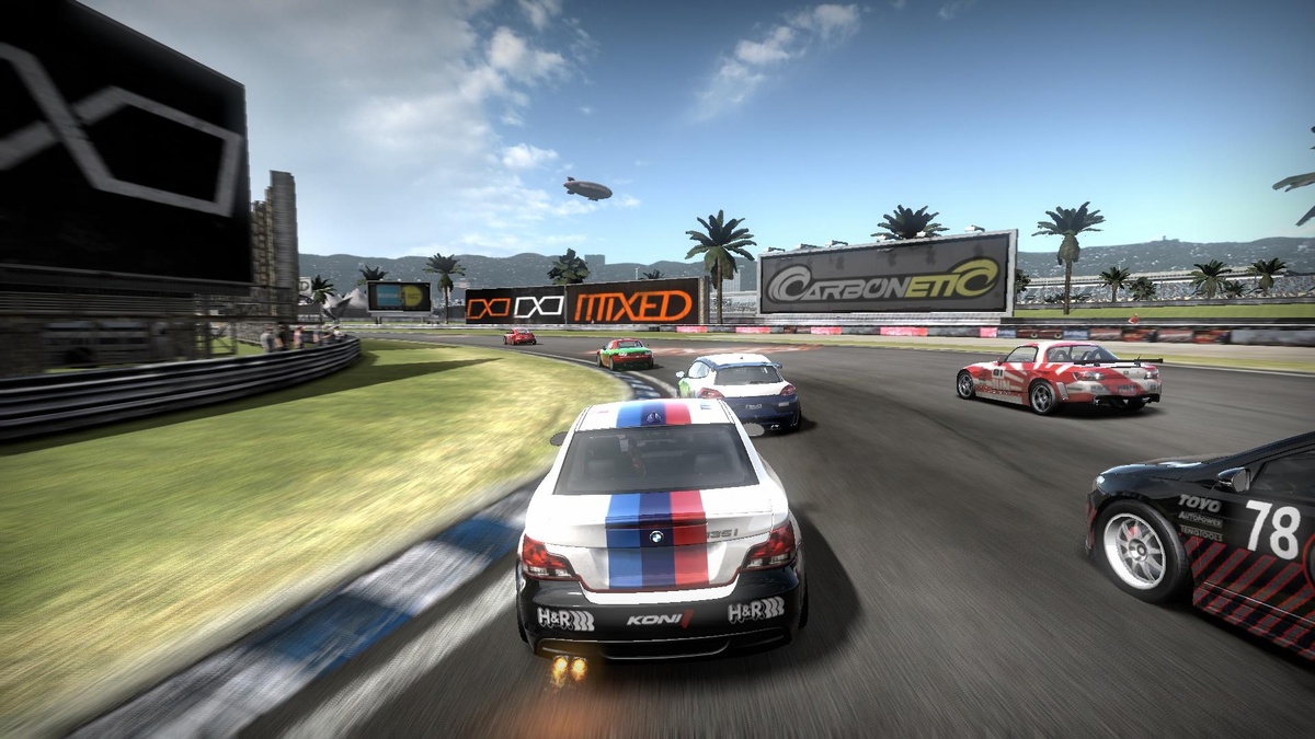 Скриншот из игры Need for Speed: SHIFT. 