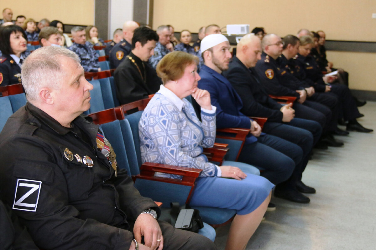 В Главном управлении Росгвардии обсудили вопросы проведения  военно-политической работы | Росгвардия Петербурга | Дзен