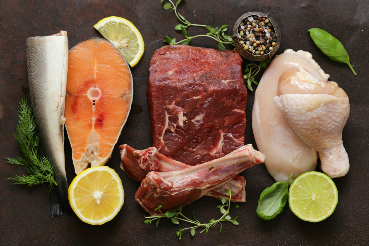 Качество мяса рыбы. Мясо рыба. Мясо рыба курица. Мясные и рыбные продукты. Свежее мясо и рыба.
