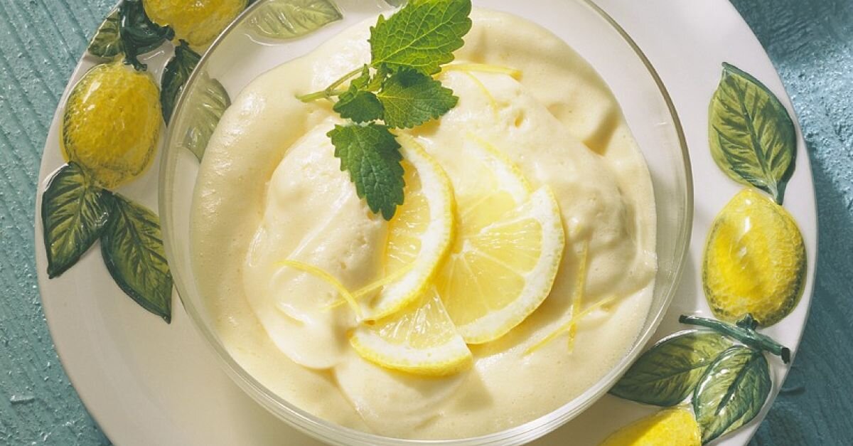 Каша на завтрак. Манный мусс лимонный.