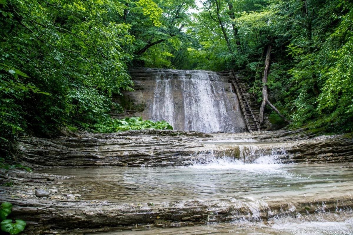 Водопады геленджик фото